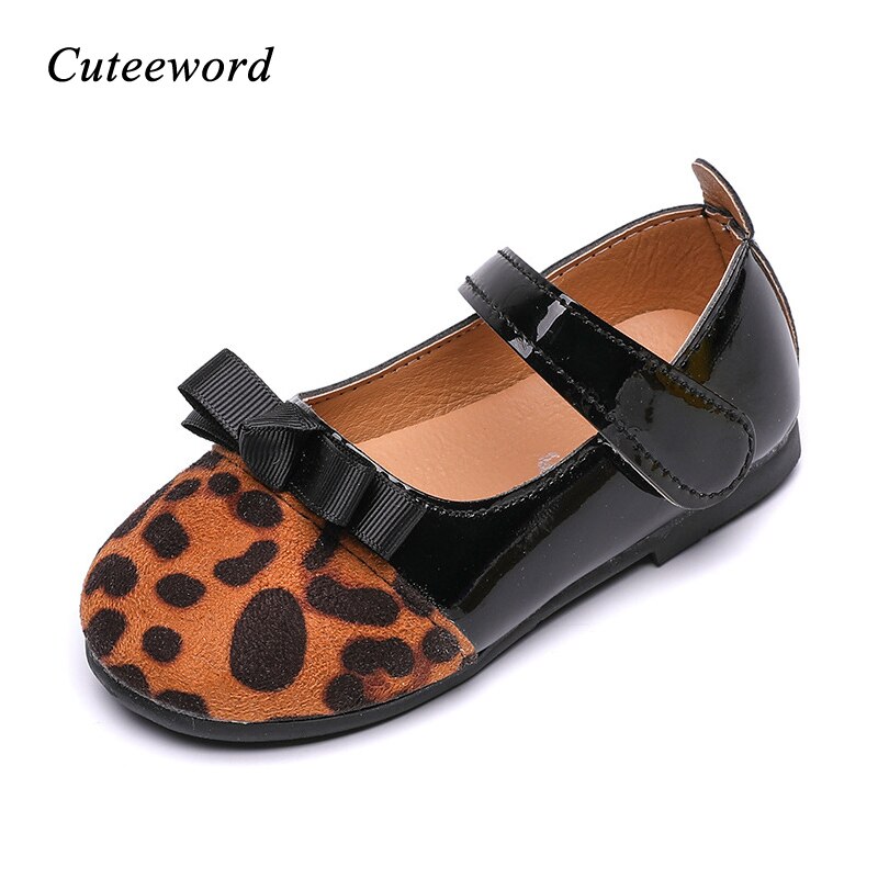 Moda Leopardo Meninas das Crianças Sapatos de Couro Sapatos Único 2019 Primavera e No Outono Novo Arco Suave Casual Crianças Meninas Princesa sapatos