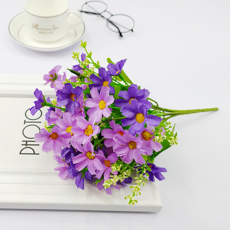 Artificial Flower Bouquet, Preserved Silk Daisy, for Indoor and Outdoor Decoration, Home and Office, 28 Heads, 1 pc