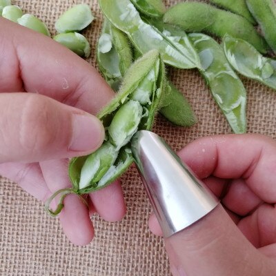 1PC Garden Pruner Fruit Picking Device Multifunction Thumb Knife Safe Fruit Blade Tool Cutting Blade Rings Finger Protector: 4 random color