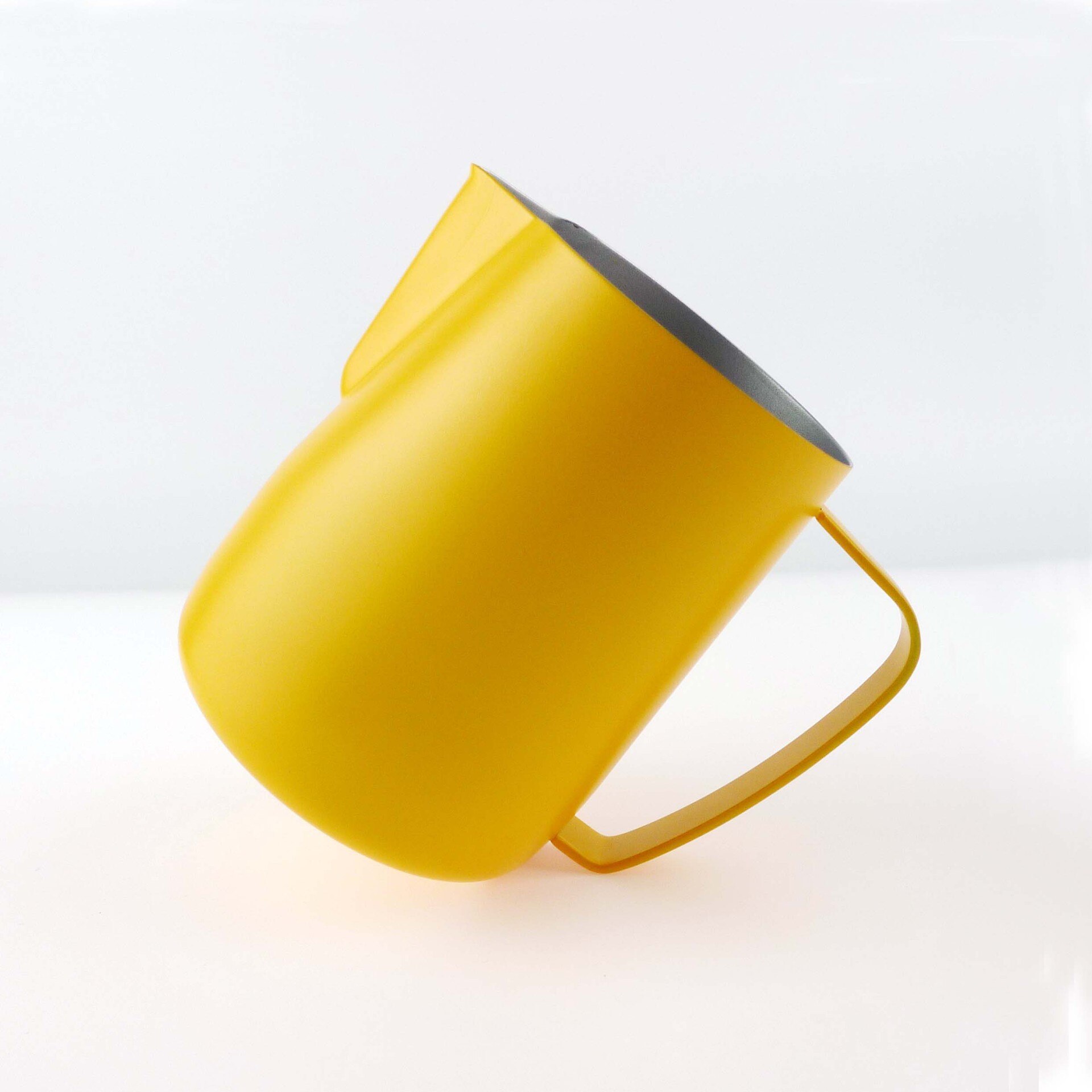 0.3-0.6L Milk Jug Stainless Steel Frothing Pitcher Pull Flower Cup Coffee Milk Frother Latte Art Milk Foam Tool Coffeware: Yellow / 600ml
