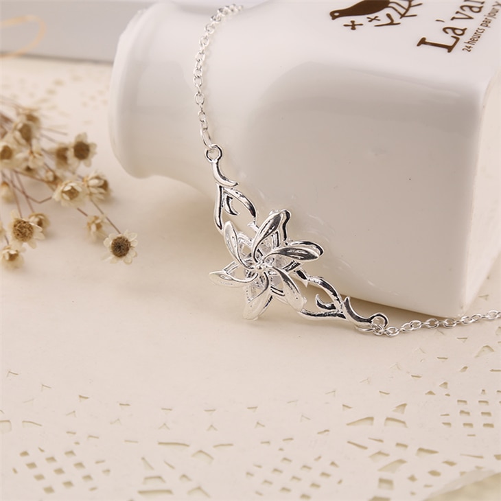 Elfen Galadriel Queen Ketting Bloem Zilver Kleur Zirconia Kristallen Hanger Film Sieraden Vrouwen Cosplay