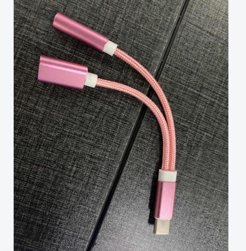 C naar 3,5 mm hoofdtelefoonaansluiting adapter compatibel met Type C naar hoofdtelefoon extra kabel digitale audioconverter: Goud