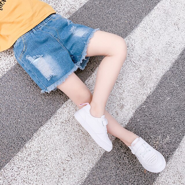 Summer 3-12 year old girl denim shorts sports hole Korean casual denim shorts for children girls