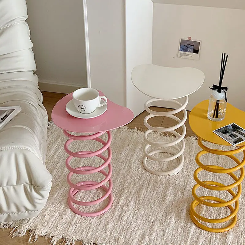 Rosa macaron vår vardagsrum soffa bord ins vind forntida flicka kärlek sida några nät röd enkel personlighetsförändring skopall