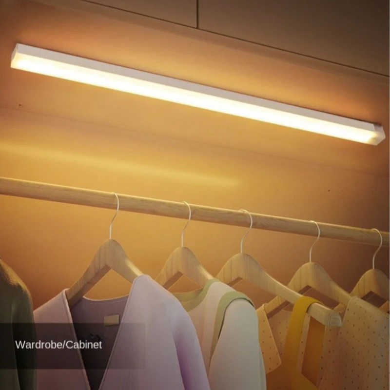 LED-Licht-Bewegungsmelder-Lampe mit Batterie, tragbar, für Zuhause und Dekoration, Kleiderschrank, Schrank, Innenbeleuchtung, wiederaufladbar, Schlafzimmer
