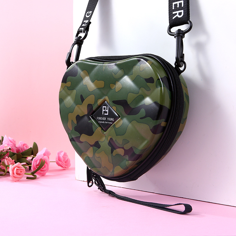 Luxury HandBags Heart Shaped PVC Mini Shoulder Bag for Woman Personality Small Box Women Purses: Camouflage Green