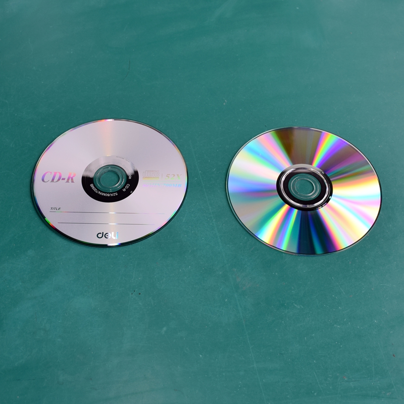 4 unids/lote Deli 3725 CD-R discos en blanco DISCO COMPACTO grabable 700MB/80min/52x CD-R discos en blanco de una sola pieza