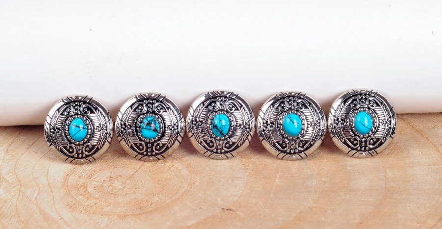 10PCS 30MM BLOEMEN FEATHER TURQUOISE RHINESTONE SLIVER SCHROEF TERUG LEATHERCRAFT CONCHOS TAS RIEM DECOR