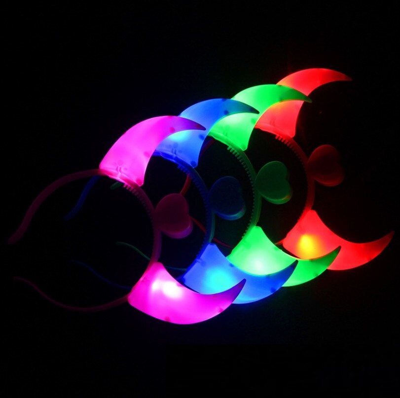 LED Luminous Night Stereo Devil Horns Ears Hairpins Headband Hairband Emitting Horn Lamp Halloween Party Toys YH1812