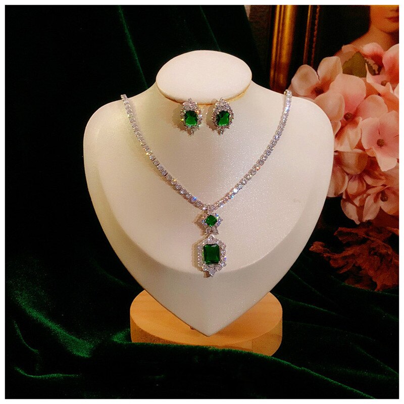 Conjuntos de jóias para mulher s925 prata esterlina esmeralda brincos de pedra preciosa cintilante colar clássico jóias finas transporte da gota: Jewelry Sets