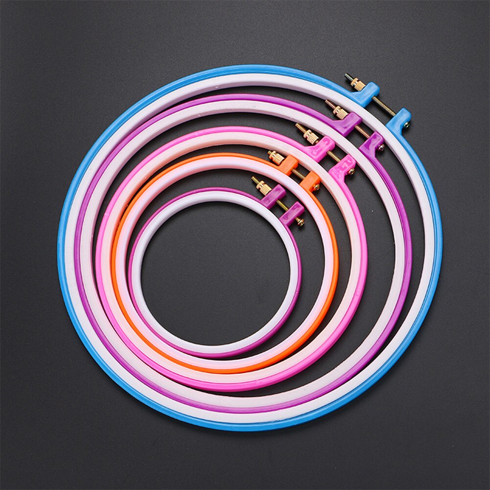 1pc Cross Stitch Circle Set DIY Craft Machine Round Loop Hand Cross Adjustable Embroidery Hoops Plastic Hoop Ring Random color