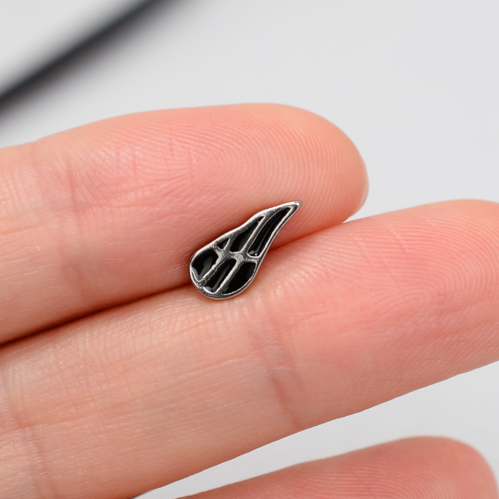 1 pz ottavino ottavino acciaio inossidabile zampa d'orso teschio orecchini moda animale Earing elica cartilagine Tragus lobo piercing gioielli 16g: Luce di Colore Giallo Oro