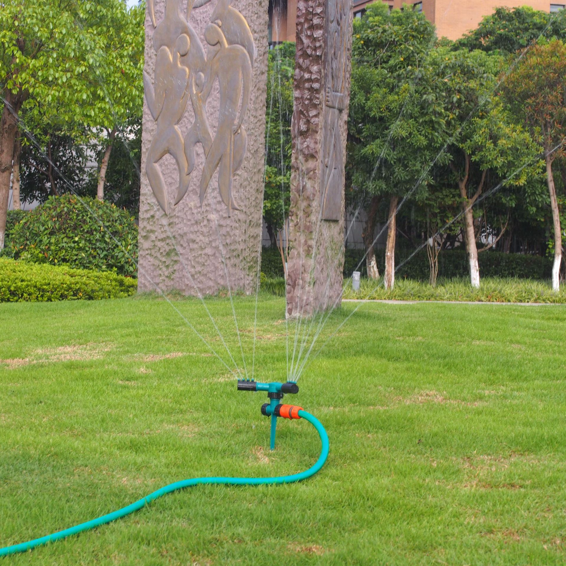 Système d'irrigation jardin arroseur 360 ° Rotation trois bras Agriculture