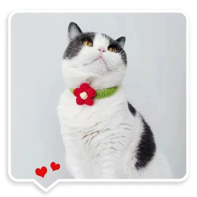 Collare per cani e gatti tutto'uncinetto Kawaii Collana di lana regolabile Fiori Accessori per il collo di animali domestici Cucciolo Gattino Sciarpa lavorata a maglia Papillon Regalo per animali domestici: Rosso