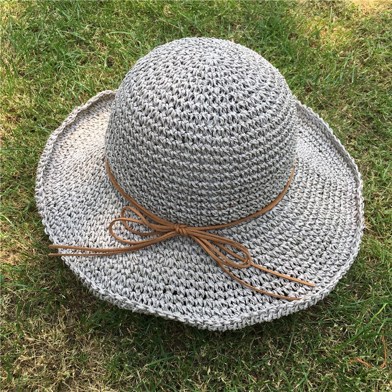 Cloche stil solhat til kvinder strandkasket damer strå cloche hatte pakbar solbeskyttelse derby rejsehat håndlavet: Grå