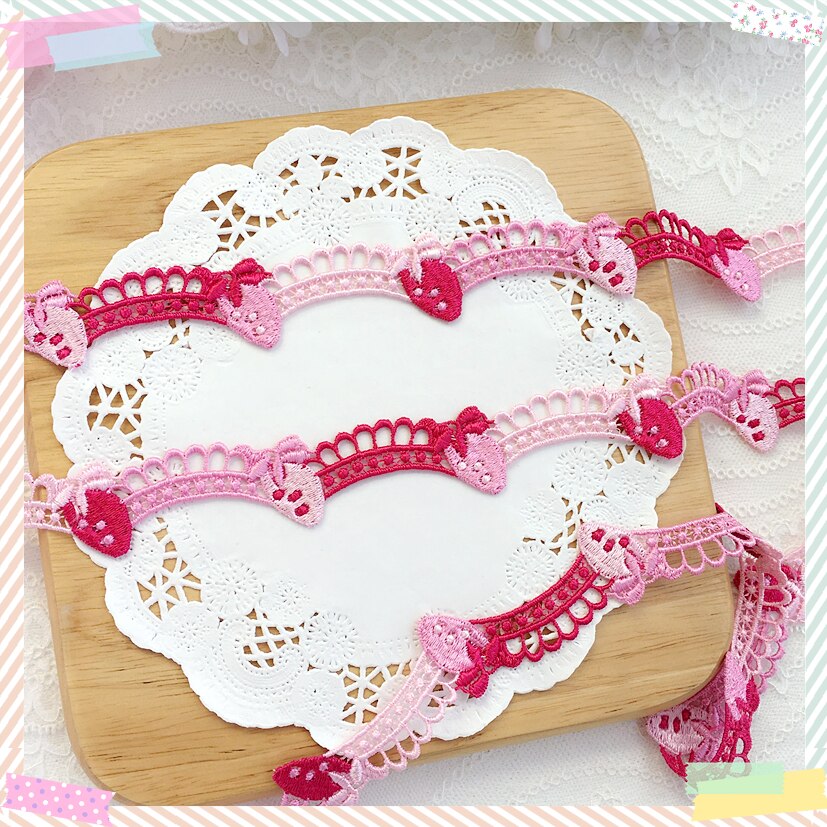 2 Meter 2.6Cm Breed Rood Roze Aardbei Geborduurde Draad Bloem Kant Trim Diy Kledingstuk Accessoires Gehaakte Kant Lint