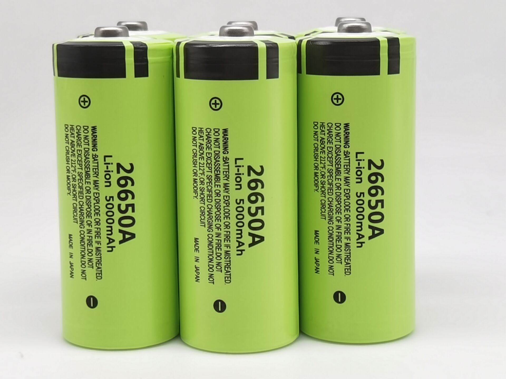 26650 nuovo Originale 3.7 v 5000 mah Al Litio Batteria Ricaricabile 26650 con le scarpe A Punta (no PCB) per La torcia elettrica batterie
