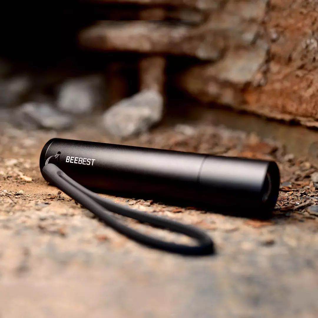 Novo xiaomi beebest flash luz 1000lm 5 modelos zoomable multi-função brilho portátil edc com magnético cauda & bicicleta luz: Default Title