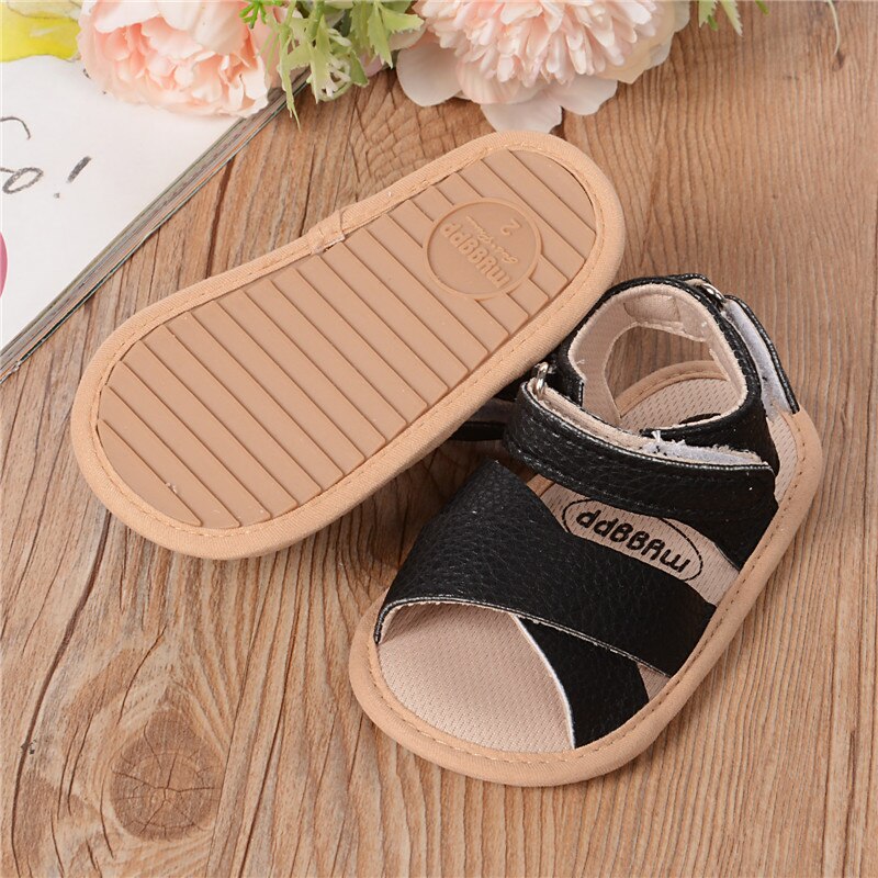 Sandales d'été en cuir souple pour bébés garçons et filles, chaussures d'extérieur antidérapantes, couleur unie