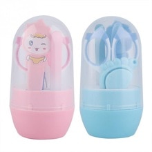 4 teile/satz Tragbare Baby Gesundheit Pflege Set Pflegenwerkzeug Healthcare Reinigung Werkzeug Baby Infant Pflege Sicherheit Cutter Nagel Pflege Set