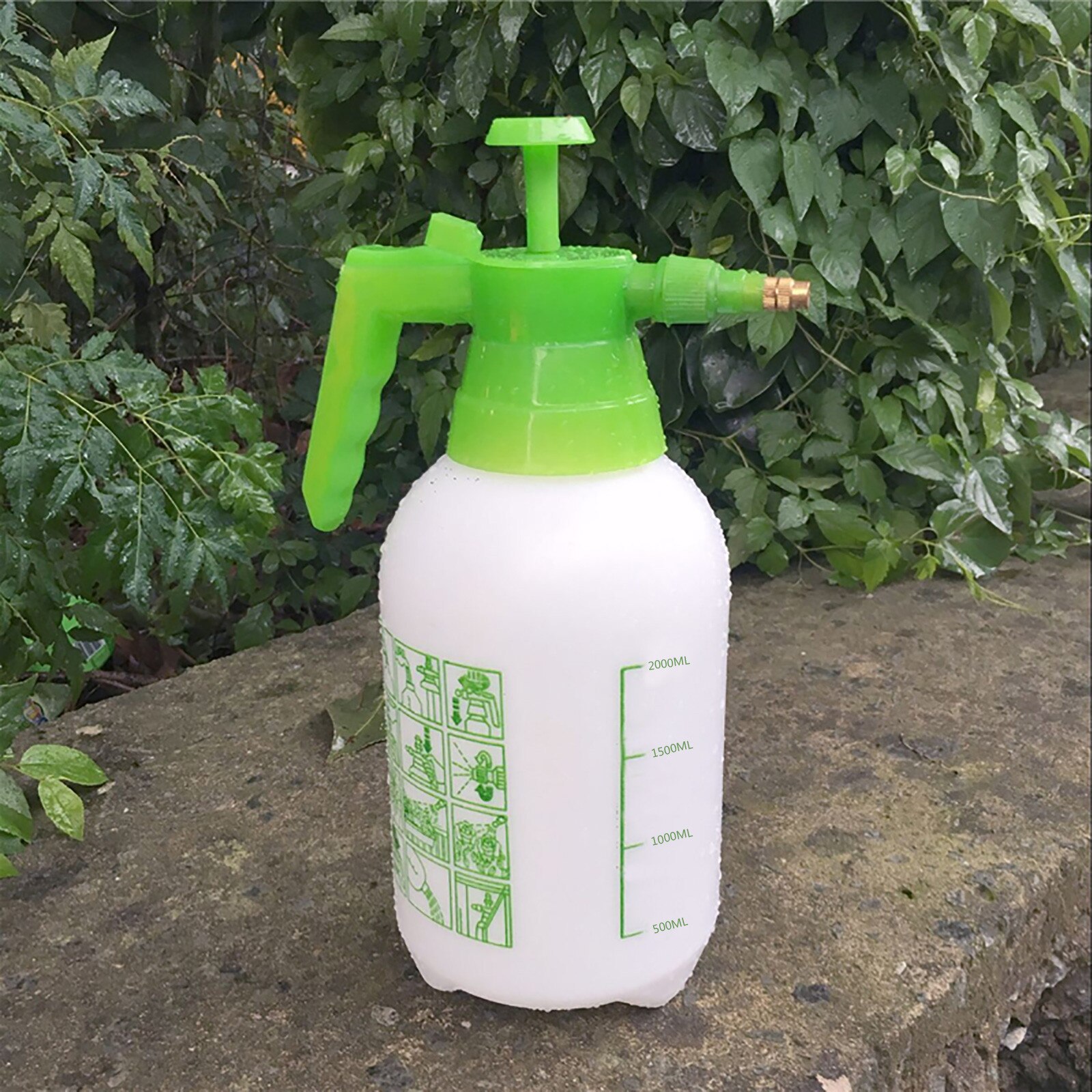 2l Air Compression Pump Watering Bottle Gardening Fertilizers Manual Air Pressure Spray Can Sprayer Water Cans Garden Tools#g35