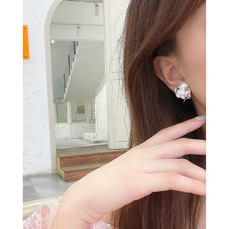 Witte Wolken Clip Oorbellen Geen Gat Oor Clips Twinkling Stars Clip Op Earring Zonder Piercing Minimalistische Oorbel CEC274