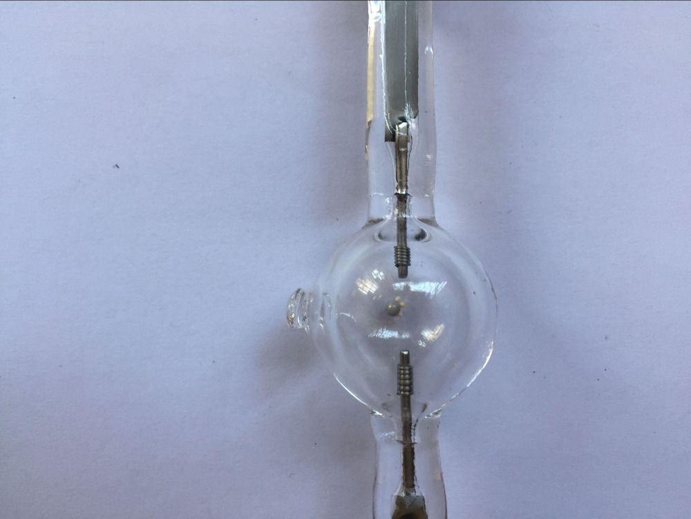 Louchen  zm 575/2- trins scanningslampe med bevægeligt hovedlys 575w scanner metalhalogenlampe