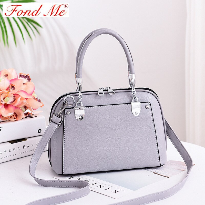 Ensfarget bærbar skulderveske med skulderkors: Lavendel