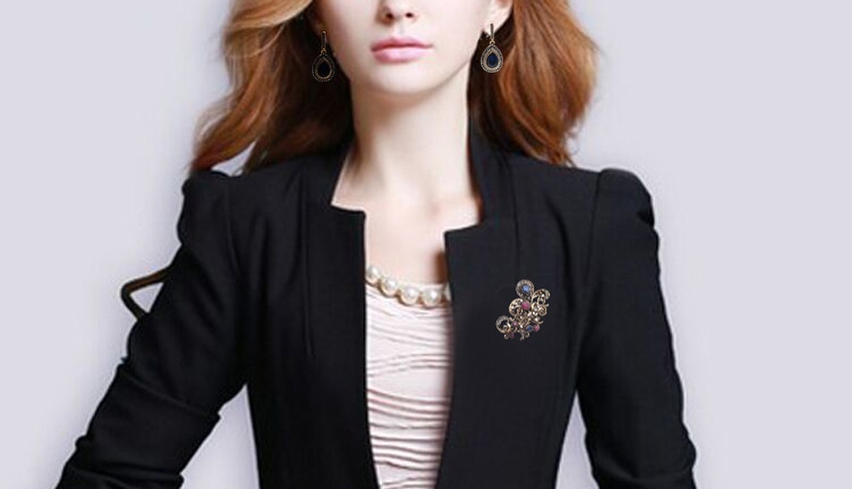 Elegante Vrouwen Antieke Sieraden Sets Retro Gouden Kleur Hars Tulpen Bloem Oorbellen Broche Set India Bruids Sieraden Festival