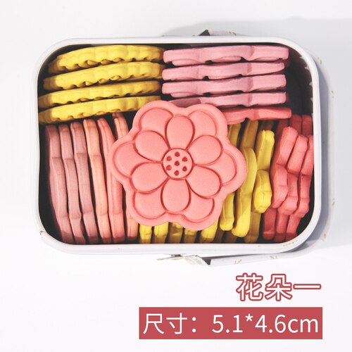 5 Style Flower Cookie Cutter Mold Floral Fondant Cookie Cutter Mold Cookie Decoration Tools Plastic Biscuit Baking Mold: style 1