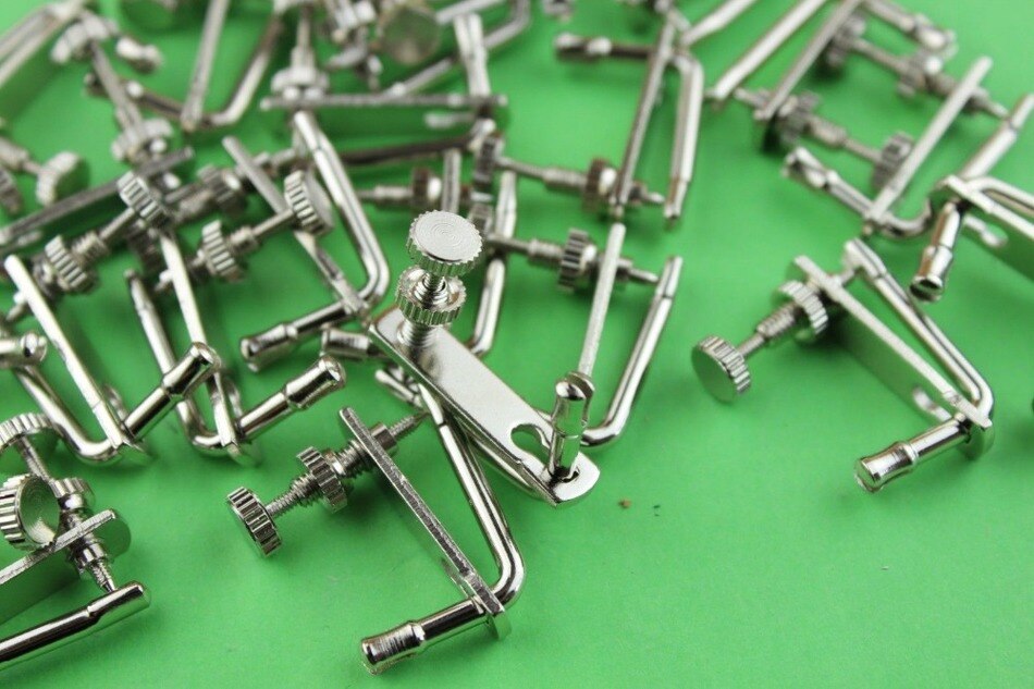 30 stuks 4/4 viool wit vernikkeld string fine tuners, Viool Accessoires