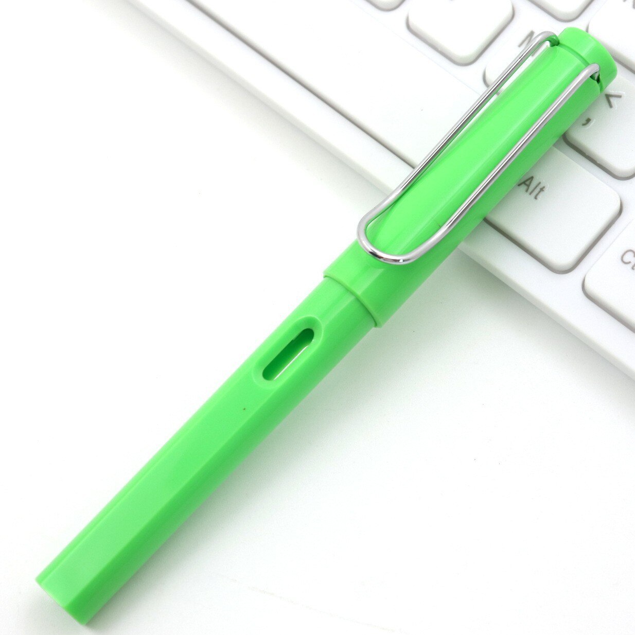 Eternal Pencil Technology Unlimited Writing No Ink Portable Pencil Reusable Erasable Art Sketch Painting Tool Kid Stationery: Green