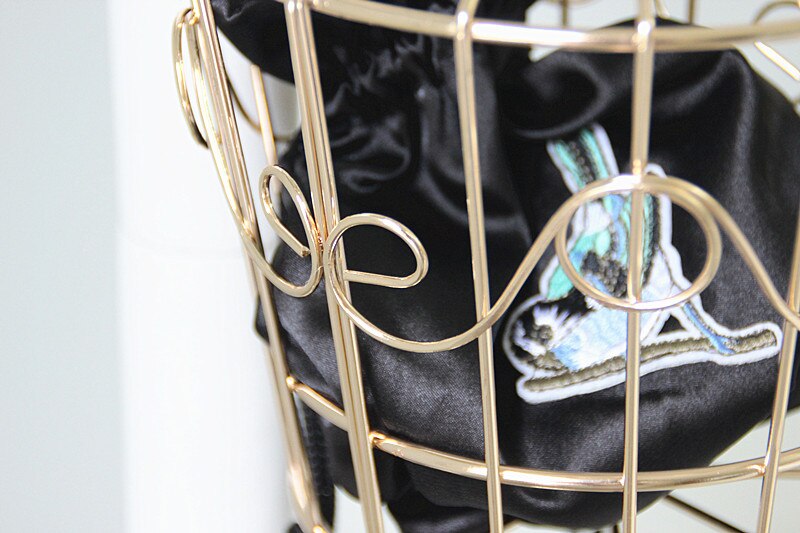 Mode Vrouwen Prom Tassen Metalen Haak Bloem Borduren Hoepel Kooi Handtas Catwalk Party Jurk Tas