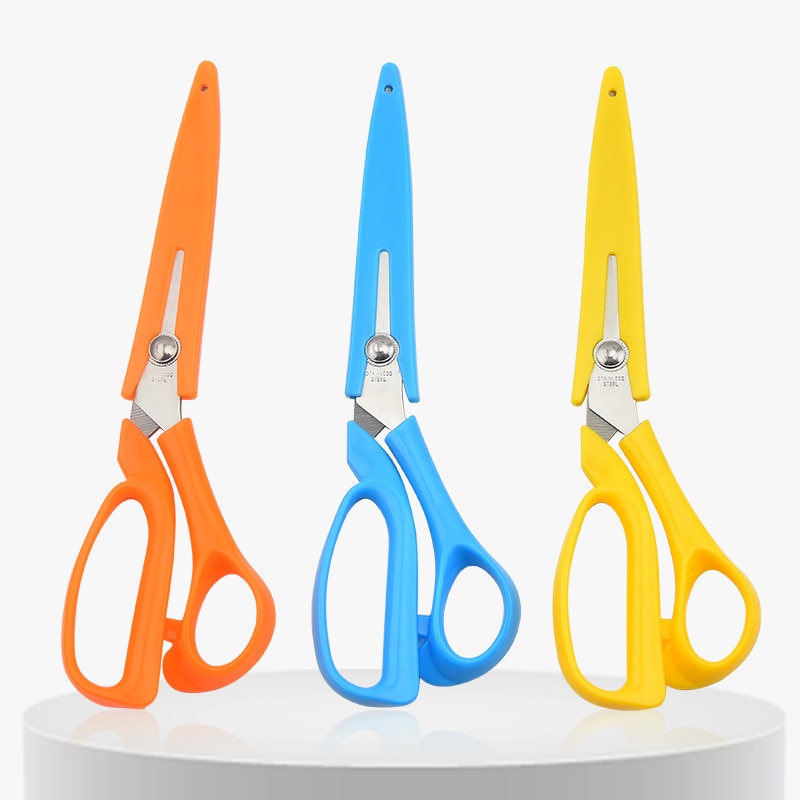 Ompelusakset monikäyttöiset terävät sakset ruostumattomasta teräksestä valmistetut sakset suojakuorella kotitoimiston kirjonta askartelutarvikkeet