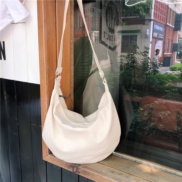 Canvas hobo axelväska kvinnor hög kapacitet reseväska zip japansk stil enfärgad tonåring student crossbody väskor: Beige färg