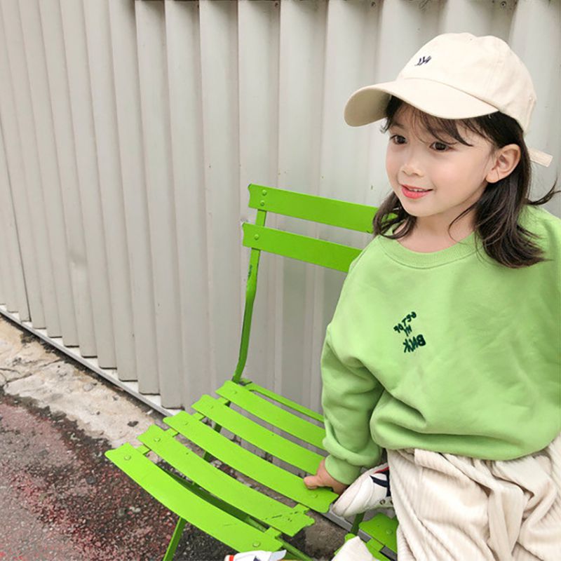 Kinder Set Niedlichen Pullover Baumwolle Verdickung Mädchen Niedlichen Wilden Rundhals Brief Druck T-Shirt Candy Farbe 3-8T