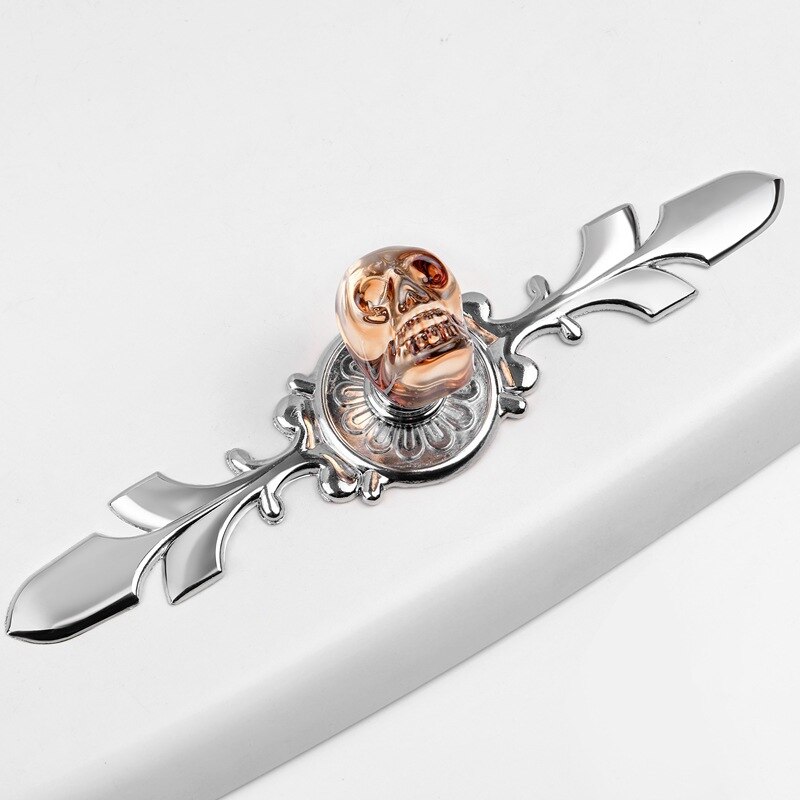 Furniture Handle Simple European Style Crystal Skull cupboard handles Wardrobe door knobs Hardware handles for furniture: Champagne Silver170