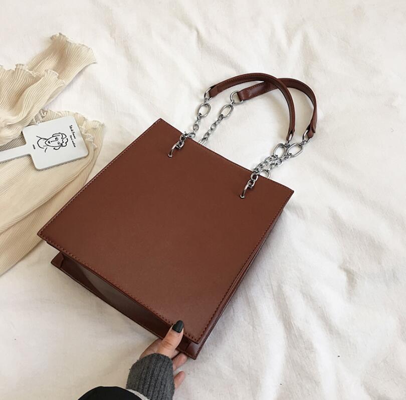 Vintage femme grand sac fourre-tout nouvelle en cuir mat femmes sac à main de créateur grande capacité chaîne sacs à bandoulière: PU Brown