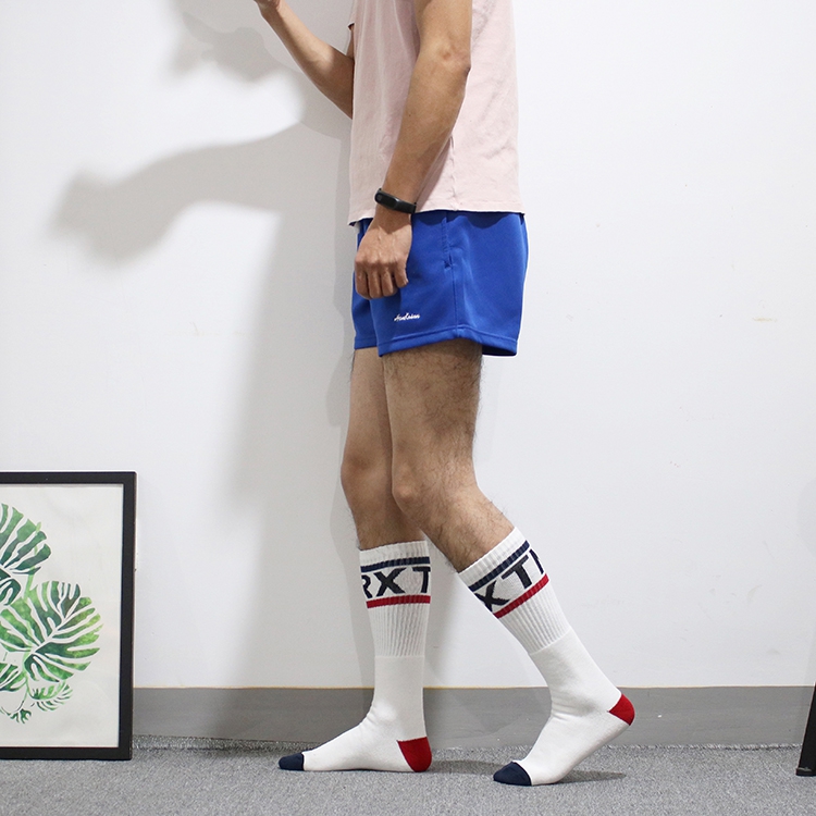 Chaussettes Gay Sexy pour hommes avec serviette en coton noir et blanc, chaussettes de sport invisibles et chaudes, épaisses et respirantes