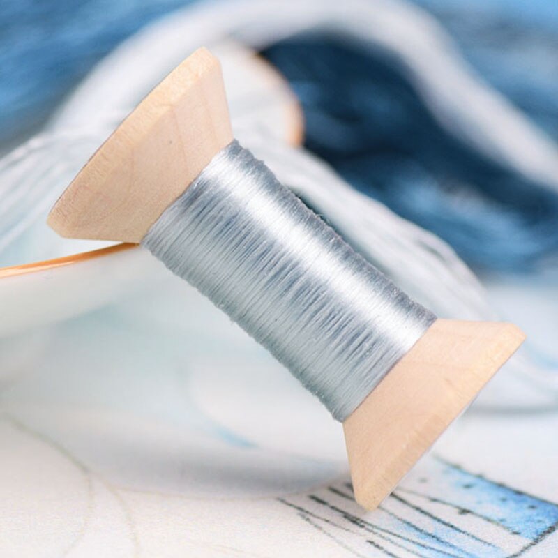 Liten rulle hushållssytrådar spolar/tråd-silkesbroderilinje/lilablå/handgjord broderitråd/broderi: 1