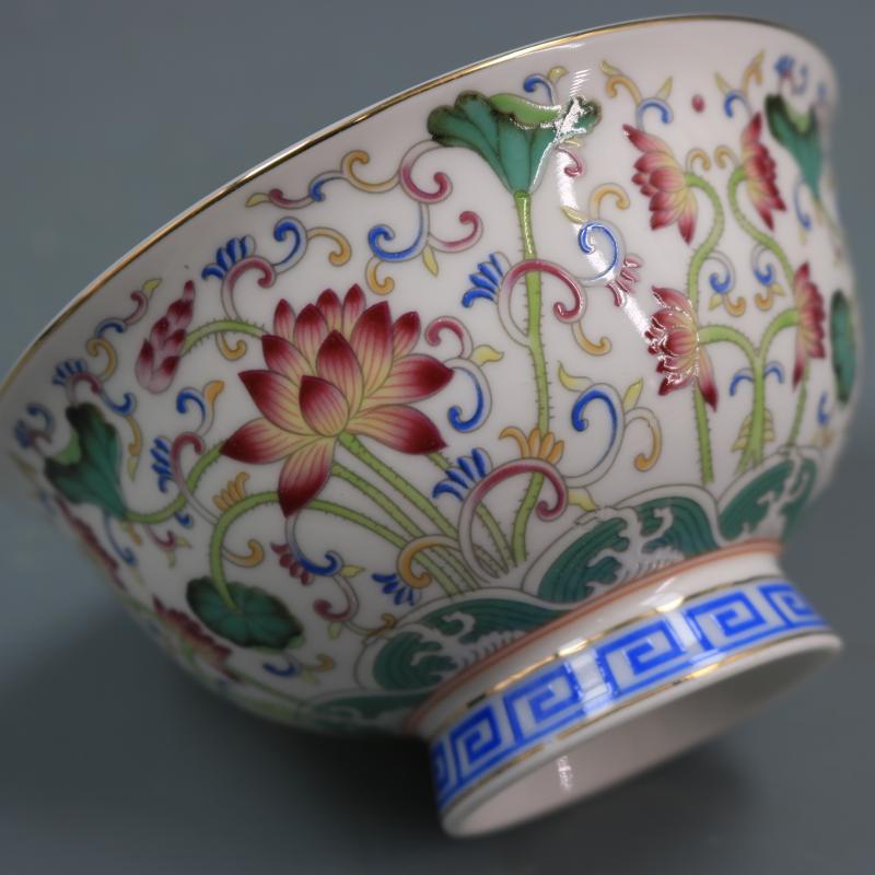 Chinese Style Porcelain Famille Rose Lotus Leaf Lotus Flower Bowl