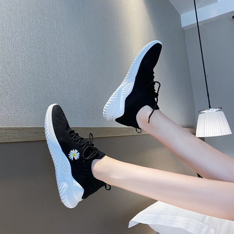 Damesneakers letvægtssok sko fritidsbroderi åndbar mesh løbesko hvid