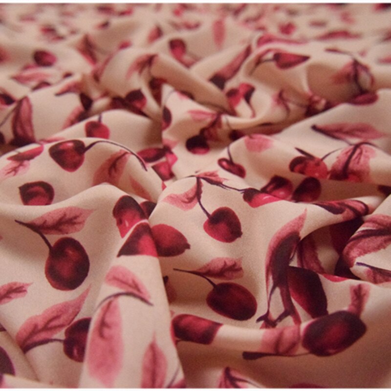 Tela raso estampado de cerezas rosa, Retro, de grado alto, medio metro, para vestido, camisa, ropa de mujer, Material de costura, T1421