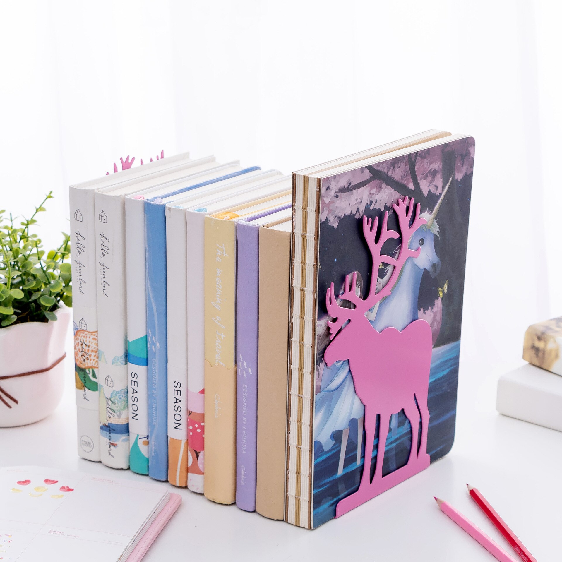 Koreansk reol retro elg rensdyrsmodellering metal jern bogstativ bogstang skole desktop reol 2 stk