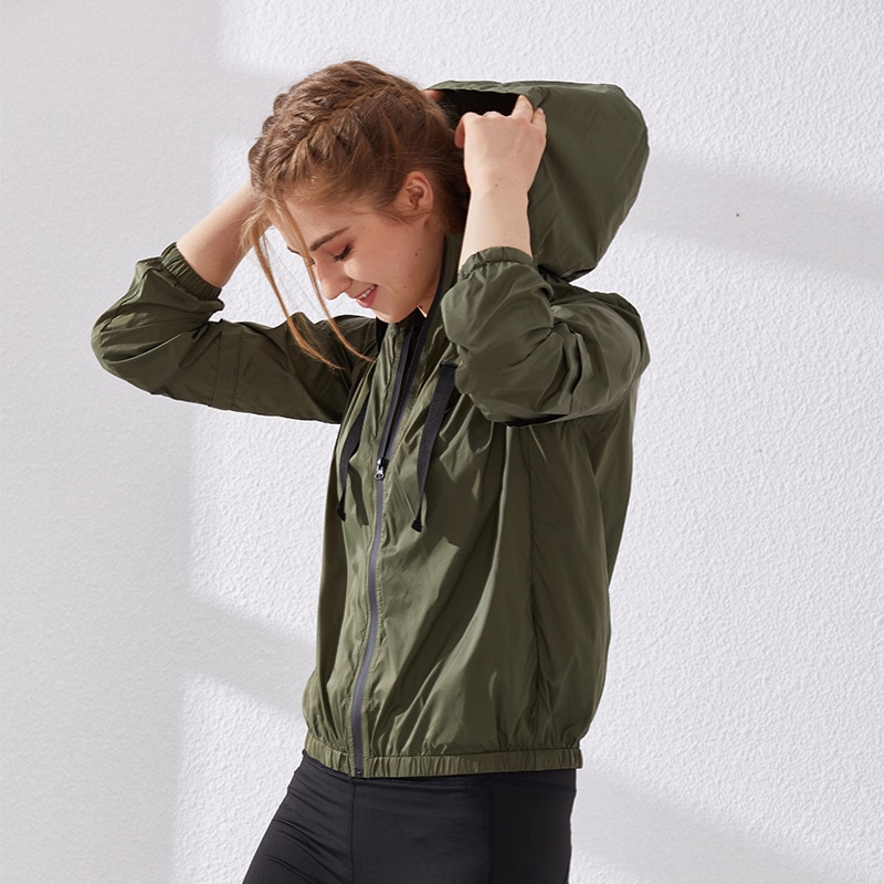 Running Outdoor Proof Sports Jacket with Hats Women Fitness Workout Exercise Jackets Casual Zipper Womens Coat High Neck