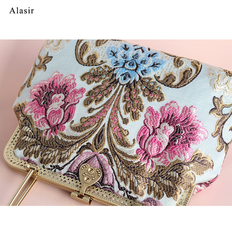 Alasir Style Vintage dames sac à main Cheongsam Style Antique femmes sac Style chinois brodé fleurs cadre sac