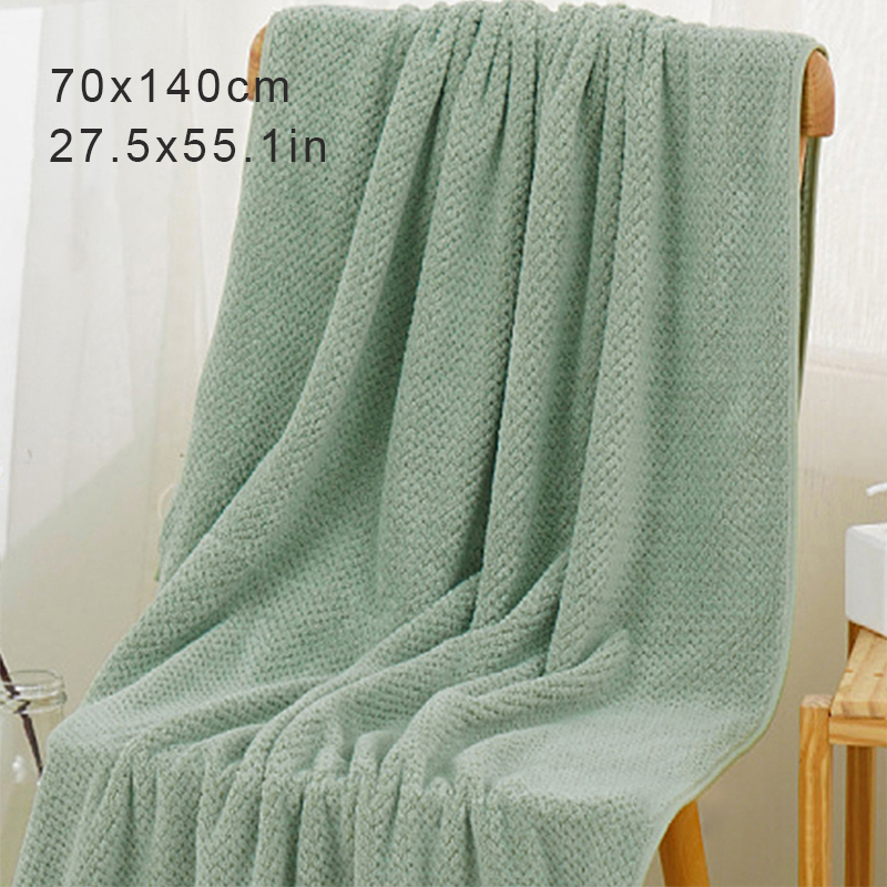 140x70cm Large Bath Towels Soft Bathroom Washcloth Bathing Robe Comfort Microfiber Bathrob Quick-Drying Bath Towel: Red