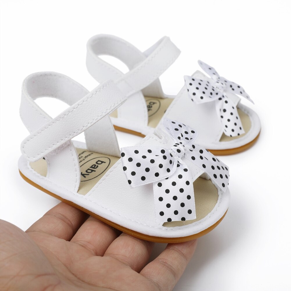 Sommer Kleinkind Baby Mädchen Sandalen lässig Polka Punkt Bogen Schuhe Anti-Unterhose neugeboren Kleinkind Prewalker Erste Wanderschuhe 0-18M: W / 13-18 Monate