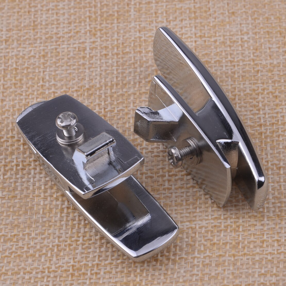 2pcs Sliver Zinc alloy Car Coat Hook Fit for Land Rover + Range Rover L405 Discovery 5 SV Accessories