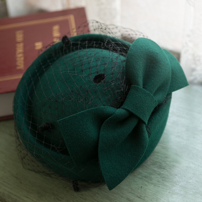 White Green Pure Wool Berets Women Classic Face Veil Mesh Fedora Headwear Ladies Church Wedding Royal Banquet Cocktail Bow Hat